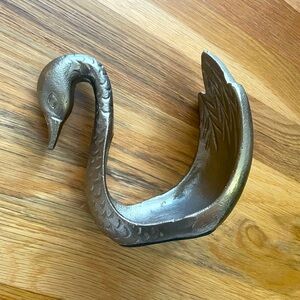 Opalhouse swan towel holder